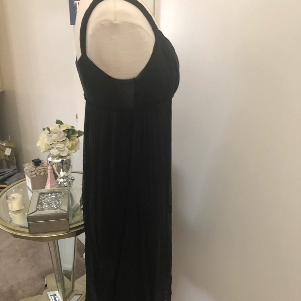 Dress - Picture 5 of 13